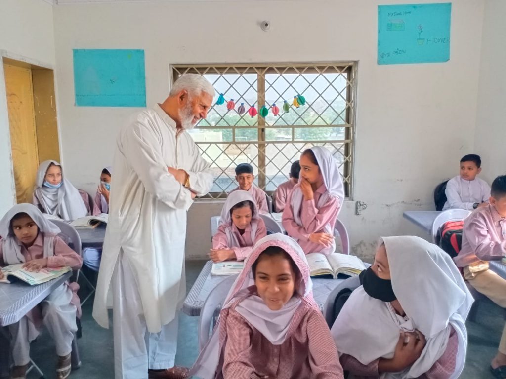 Superhands Chairman, Abdul Qayyum Chaudhary, visiting children of Allama Iqbal School Khari Sharif.